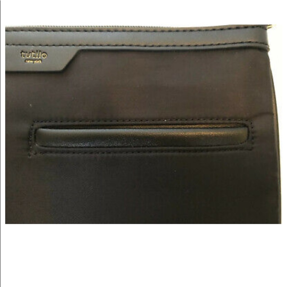 Tutilo New York black nylon wristlet lap top bag size 12/9 Guc - Picture 10 of 13